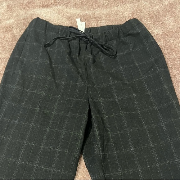 Aritzia babaton pants - Picture 3 of 5